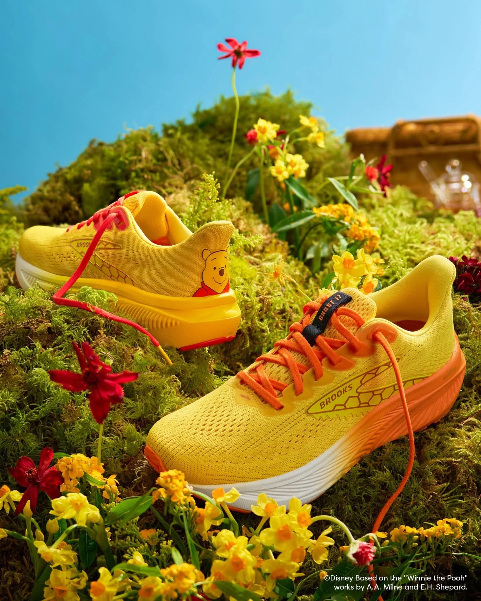【BEAST】デザインシューズ ヒョンスン New Brooks runDisney Springtime Surprise Weekend Shoe Collection